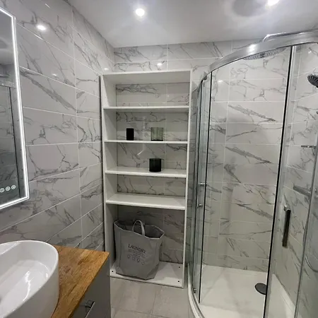 Vieux Port One Bedroom B22 * Cannes